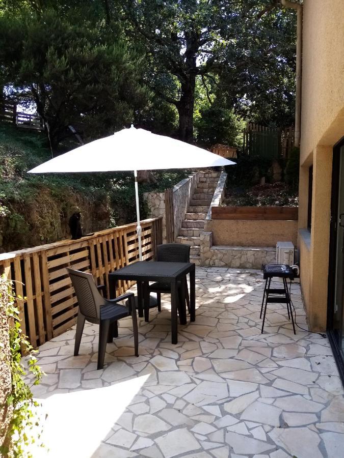 Chez Sylvie Et Amador Apartment Las Illas Exterior photo